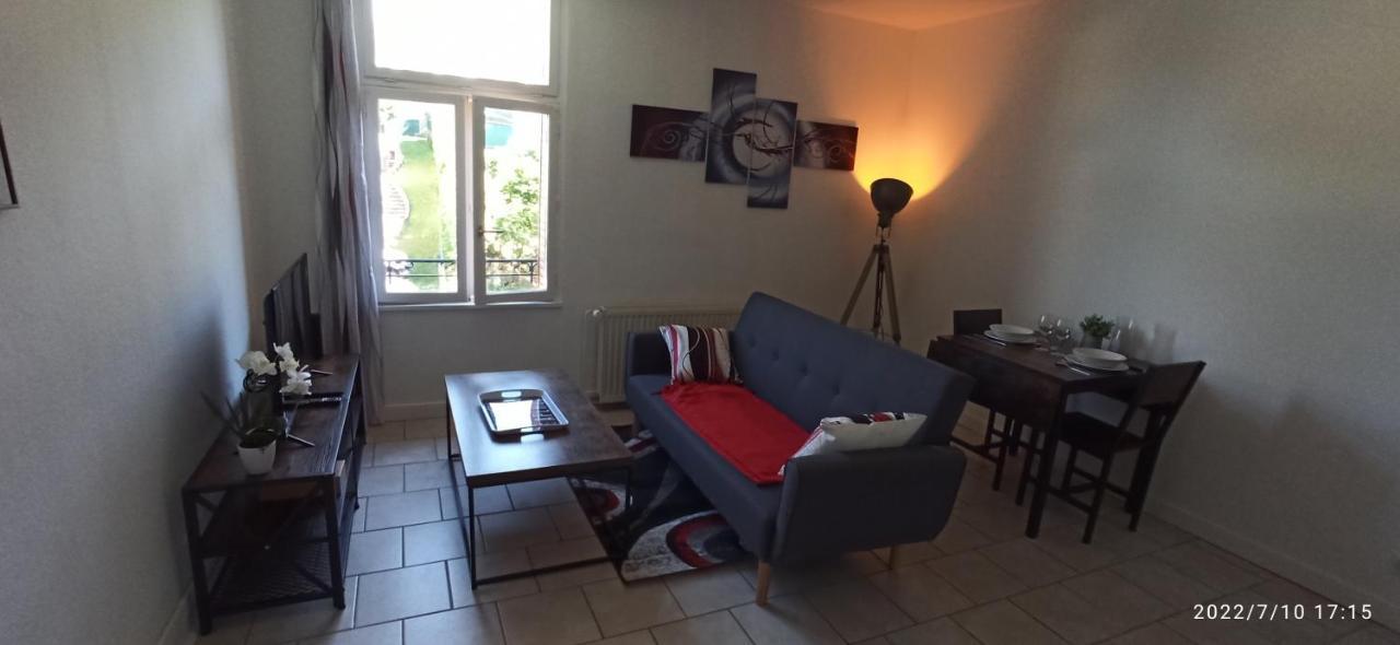 Le Montchalusset Appartement Châtel-Guyon Buitenkant foto